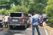 TTV Dinakarans car attacked with petrol bomb, driver injured